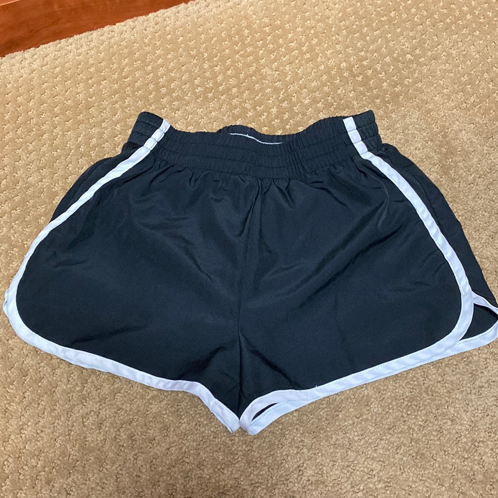 Kids C9 Champion Black and White Shorts. Size M (7-8)